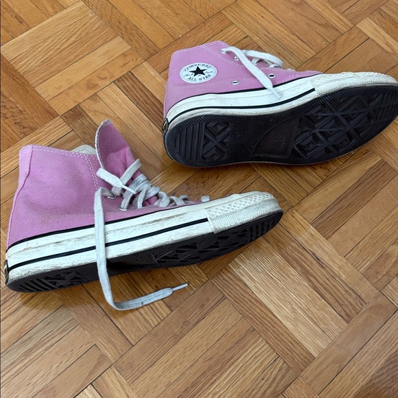 Converse pink women’s high-top sneakers - Picture 2 of 2